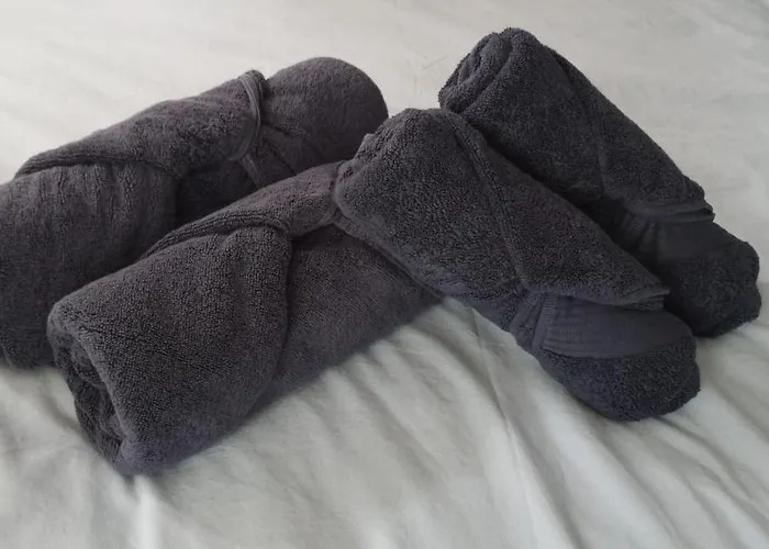 Le Cottage-cote Sauvage-plage-commerces-parking *