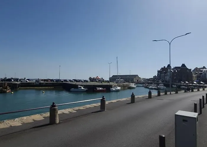 Le Cottage-cote Sauvage-plage-commerces-parking